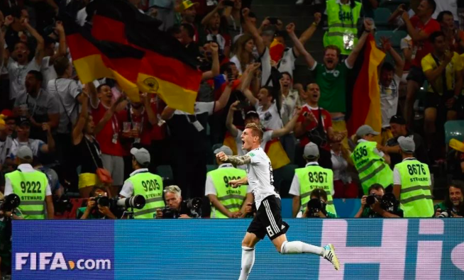 官网入口 -包含Doinb在德国队比赛中爆冷，绝杀引发热议！的词条